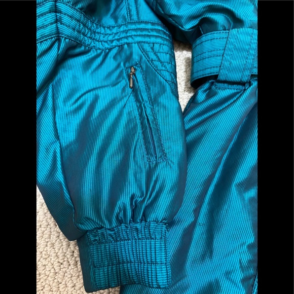 SOLD-Descente 1 Piece Ski Suit Women’s Size 4 - Picture 13 of 16